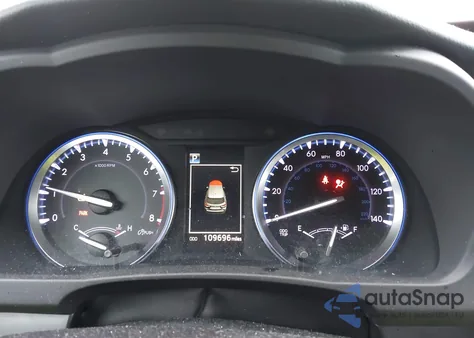 2019 Toyota Highlander Limited z USA, uszkodzony, nr VIN 5TDDZRFH6KS925486